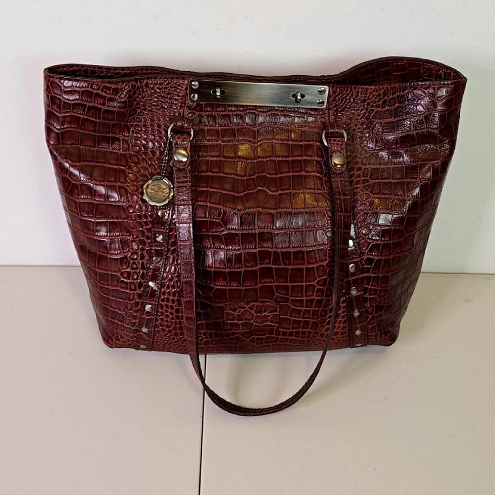 Patricia Nash - Leather Croc Embossed Benvenuto Tote - Picture 2 of 8